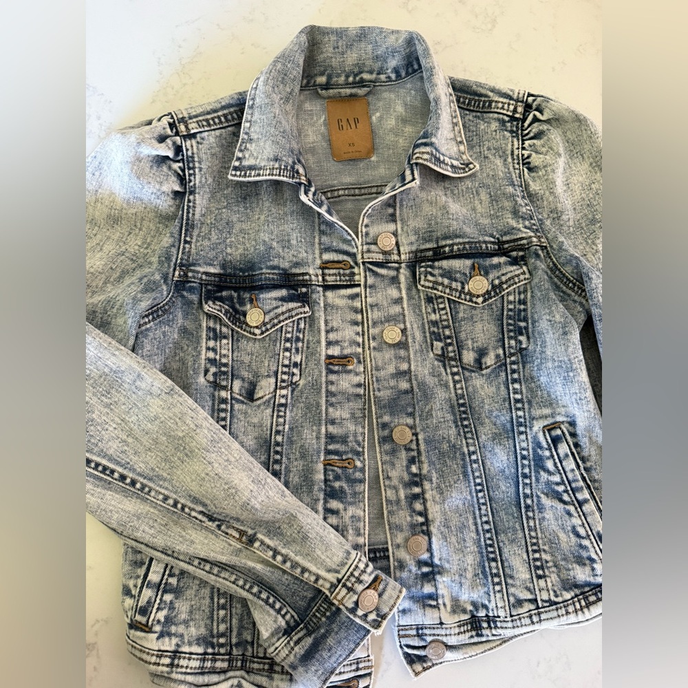 GAP Light Wash Denim Jacket
